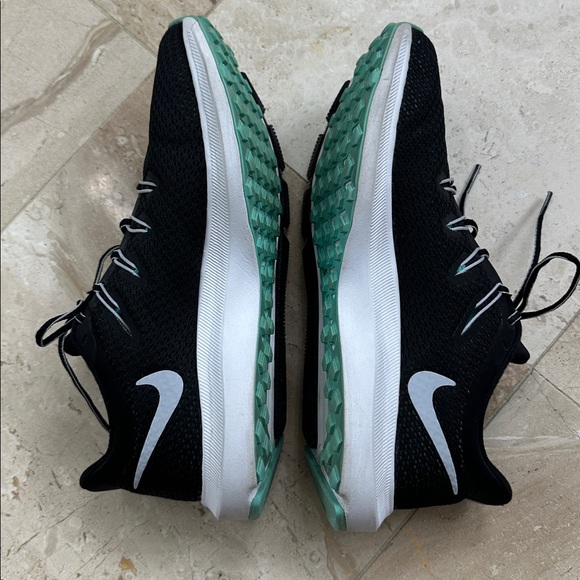 Nike Women’s Quest Running Black and Teal Athletic Shoes - Picture 2 of 8